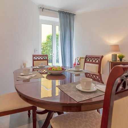 דירות ראפאלו Casa Claudia Relax Con Patio E Parcheggio מראה חיצוני תמונה