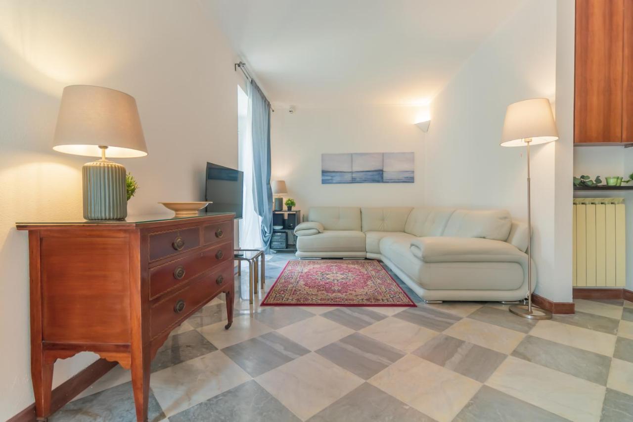 דירות ראפאלו Casa Claudia Relax Con Patio E Parcheggio מראה חיצוני תמונה