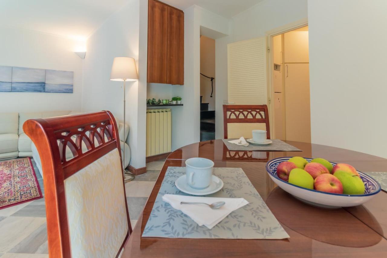 דירות ראפאלו Casa Claudia Relax Con Patio E Parcheggio מראה חיצוני תמונה